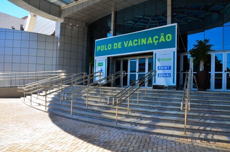 sugestao de pauta  gestao emanuel pinheiro comeca nesta sexta feira 4 a vacinacao dos profissionais da educacao